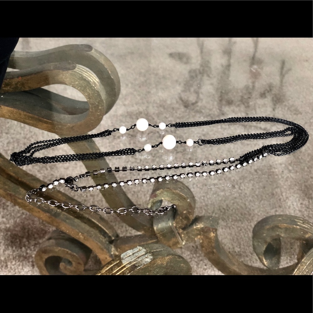 Long black chain necklace with pearls & rinestones